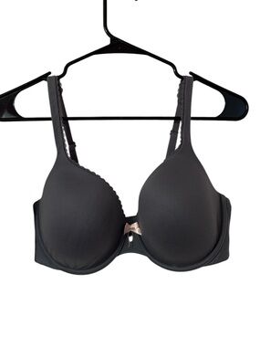 Victoria Secret Gray Body by Victoria Lined Perfect Coverage Bra